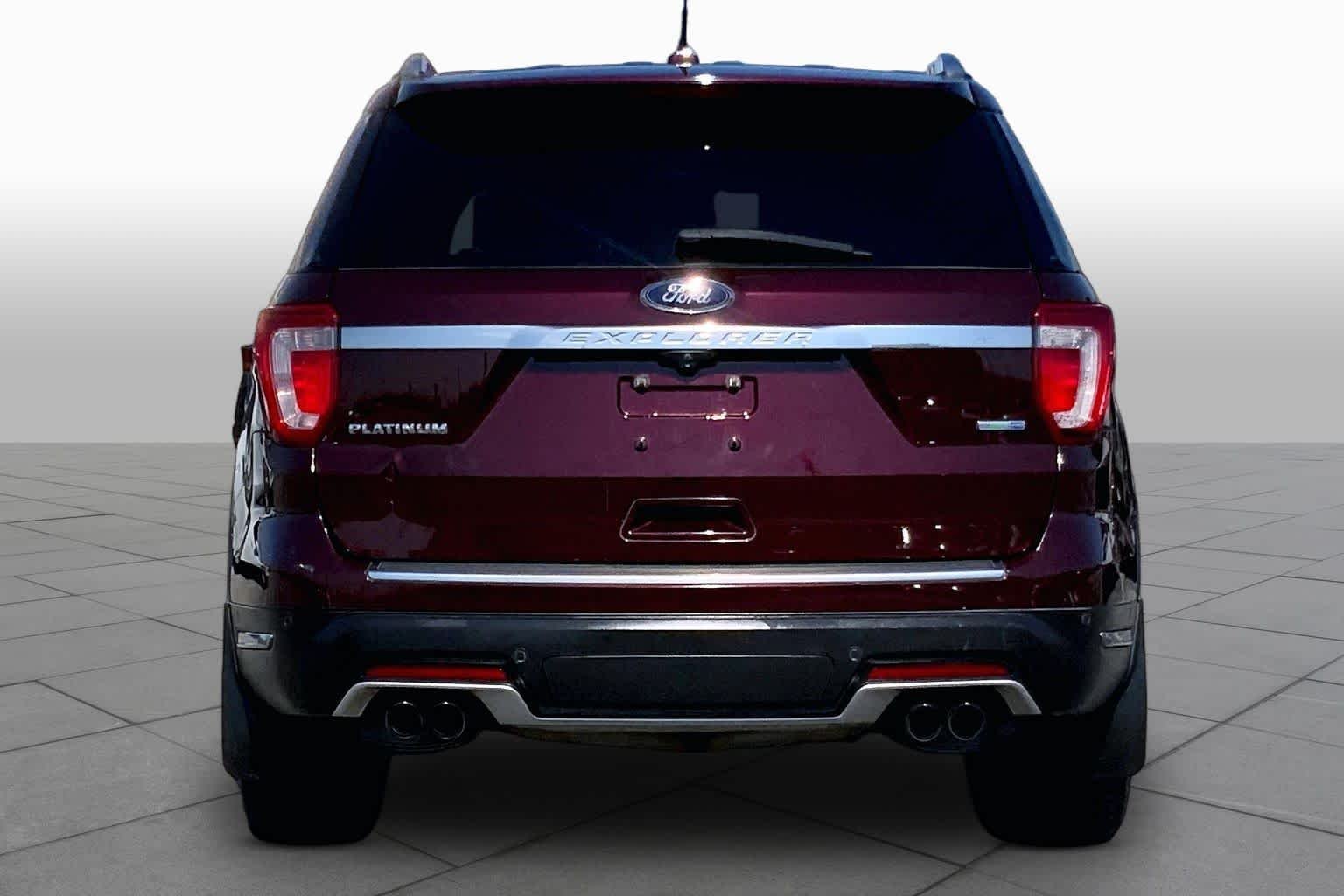 Used 2018 Burgundy Velvet Metallic Tinted Clearcoat Ford Platinum image 5