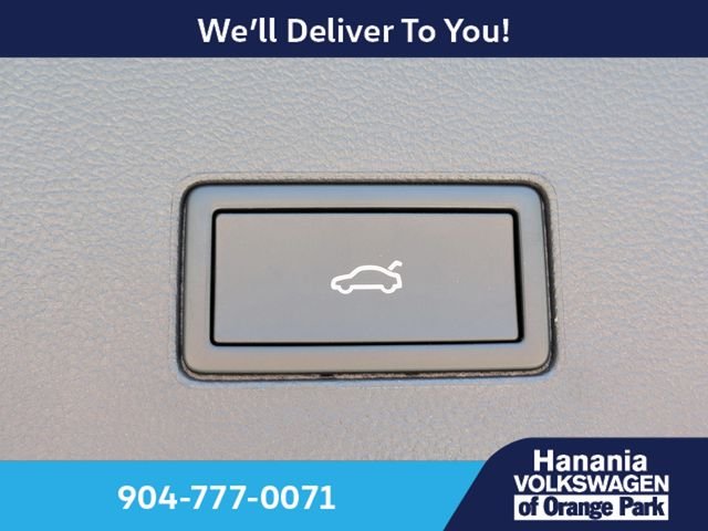 New 2026 Silver Volkswagen 2.0T SE w/Technology image 17