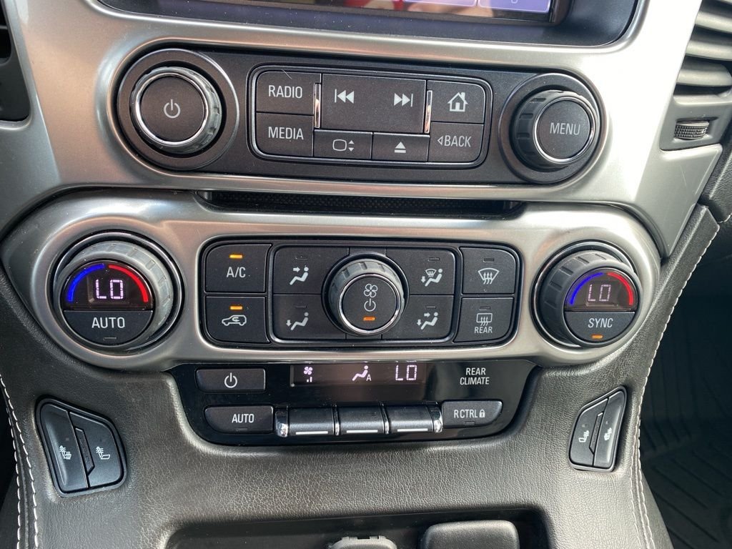 Used 2019 Gray Chevrolet LT image 26