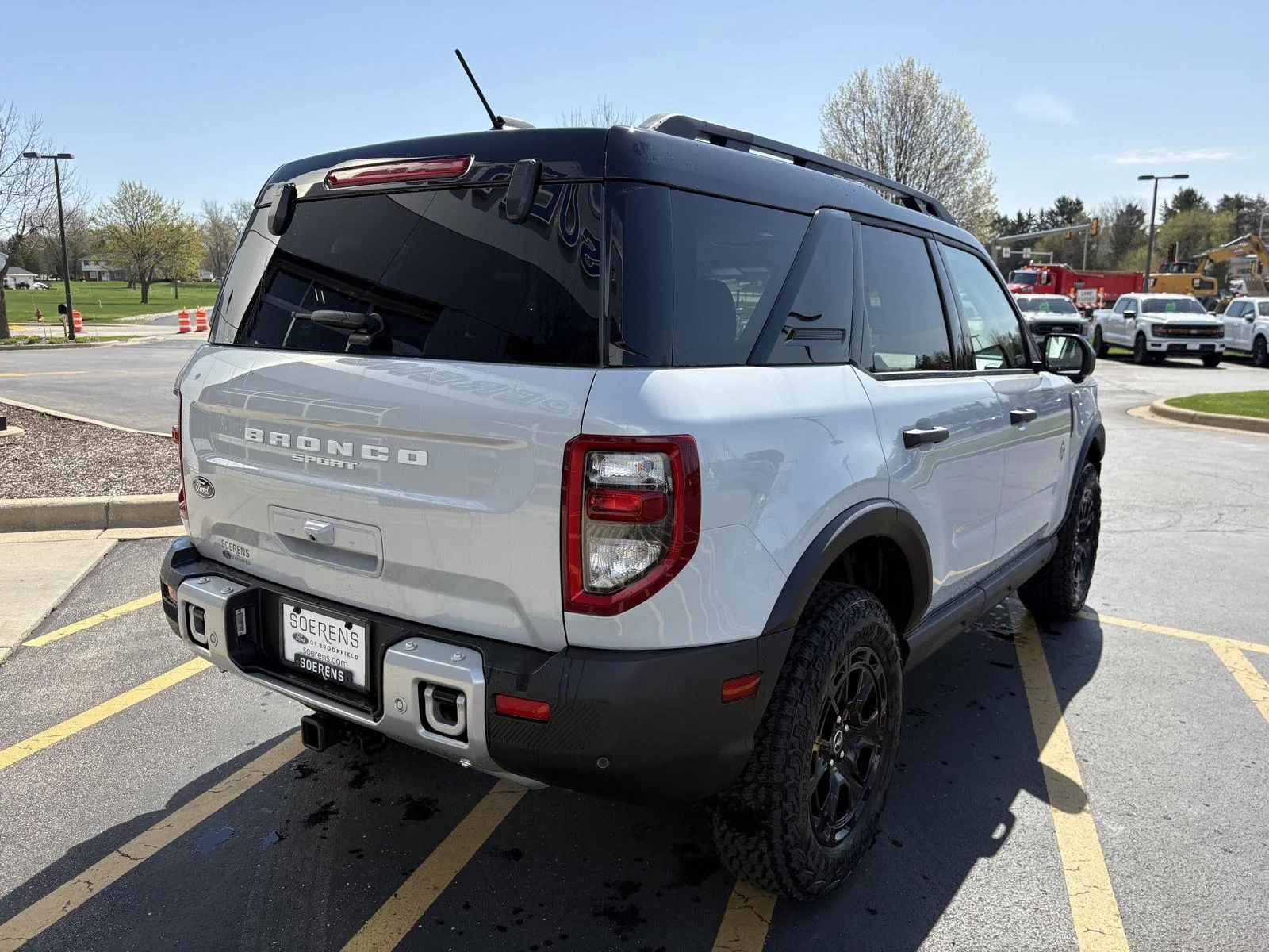 New 2026 Space White Metallic Ford Outer Banks® image 6
