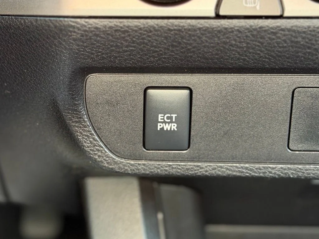 Used 2016 Beige Toyota SR5 image 14