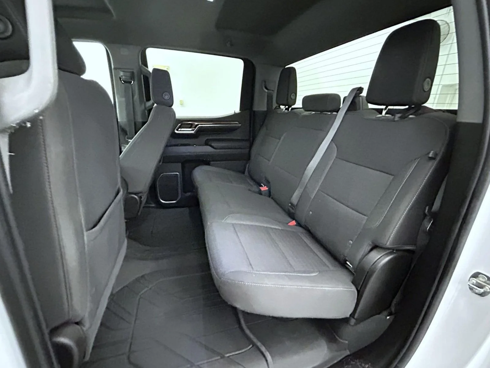 Used 2023 White Chevrolet LT image 19