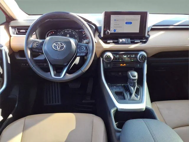 Certified Used 2023 RUBY FLARE PEARL Toyota  image 18