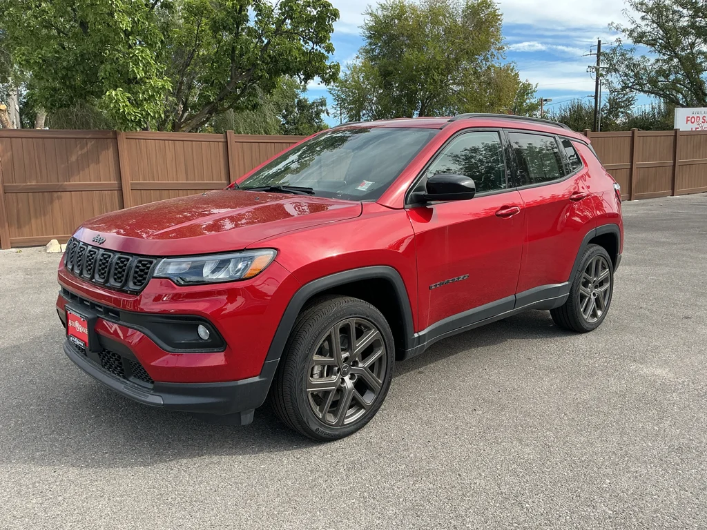 2026 Jeep Compass Latitude Altitude