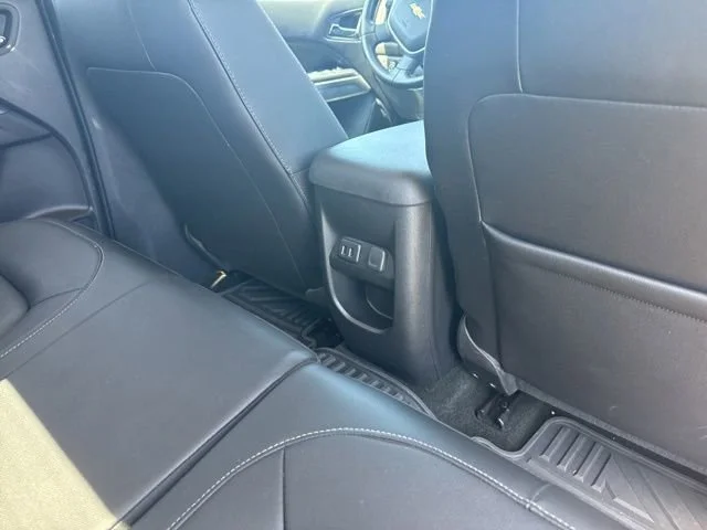 Used 2016 Red Rock Metallic Chevrolet 4WD LT image 13