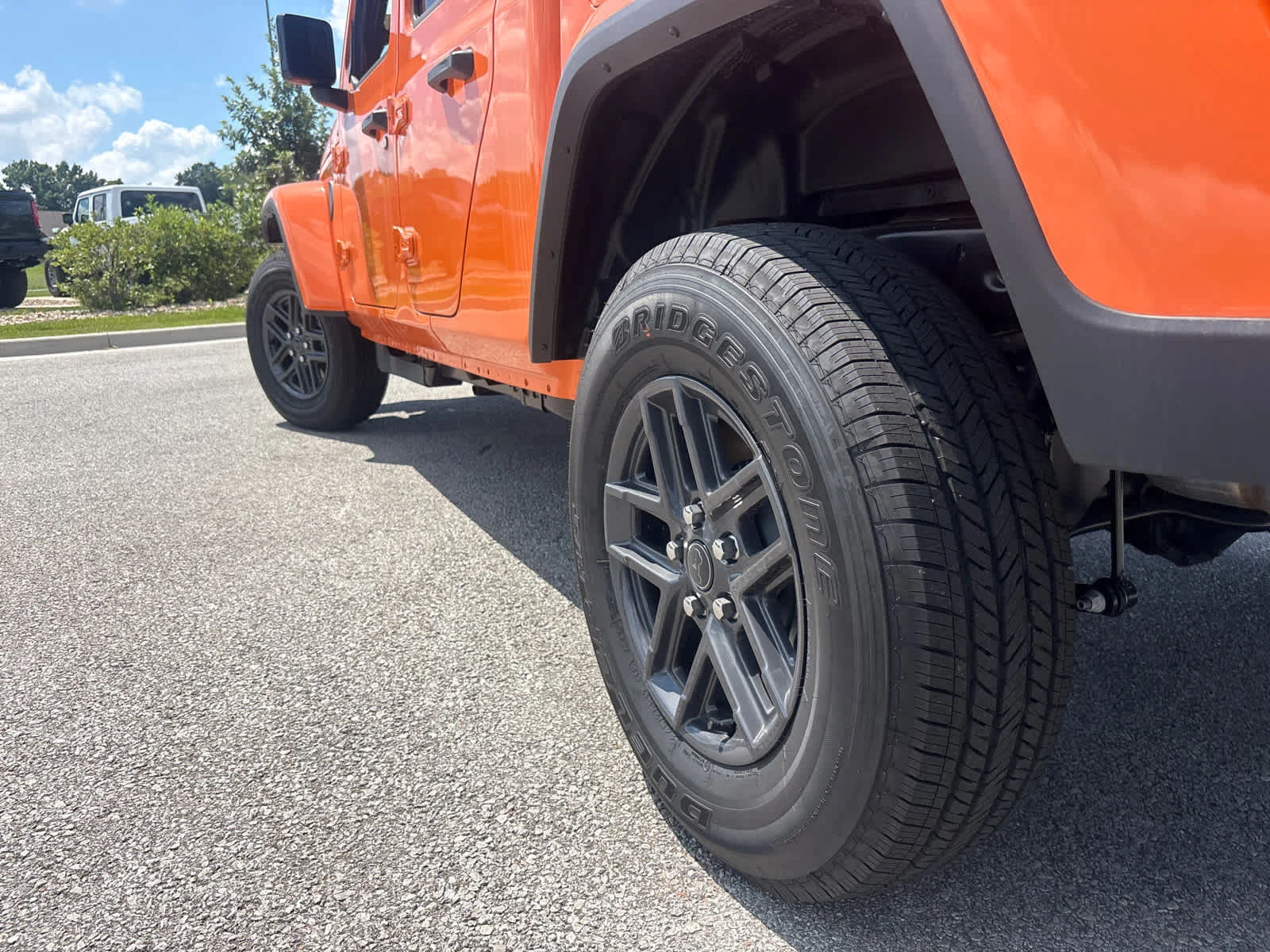 New 2026 Joose Jeep Sport S image 7