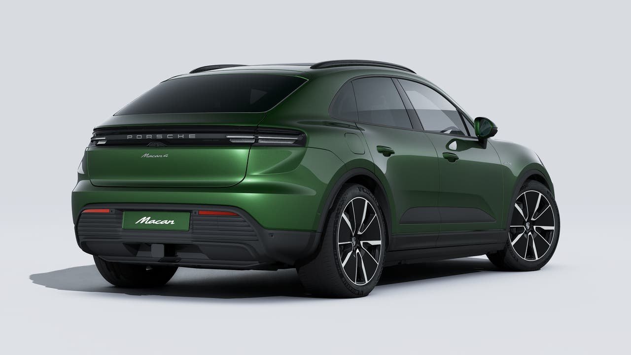 New 2026 Oak Green Metallic Neo Porsche 4 Electric image 9