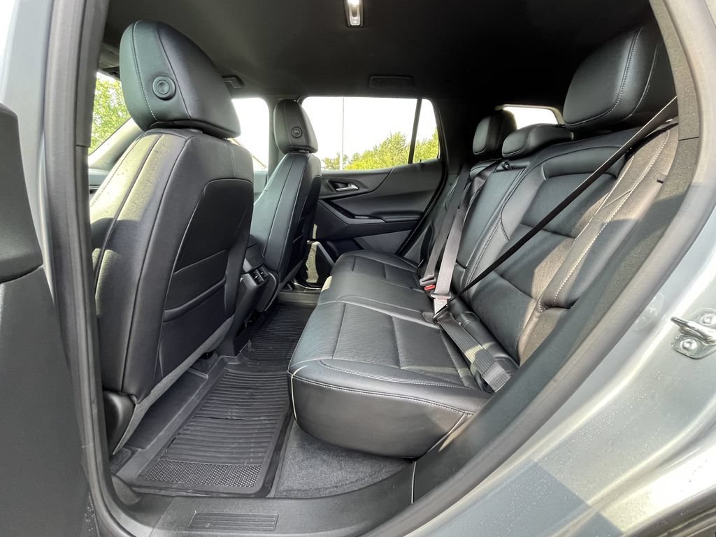 2025 Chevrolet Equinox LT - Photo 16