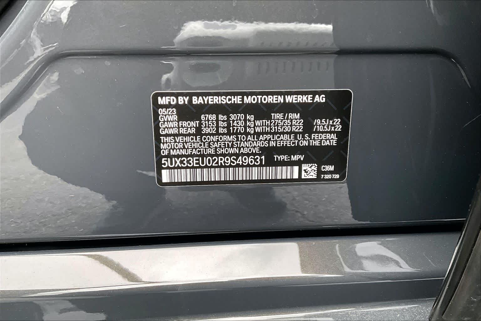 Certified Used 2024 Dravit Grey Metallic BMW M60i image 34