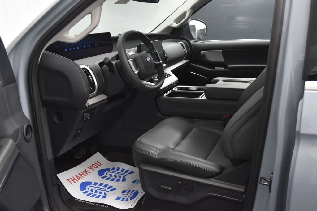 New 2027 Gray Ford Active image 7