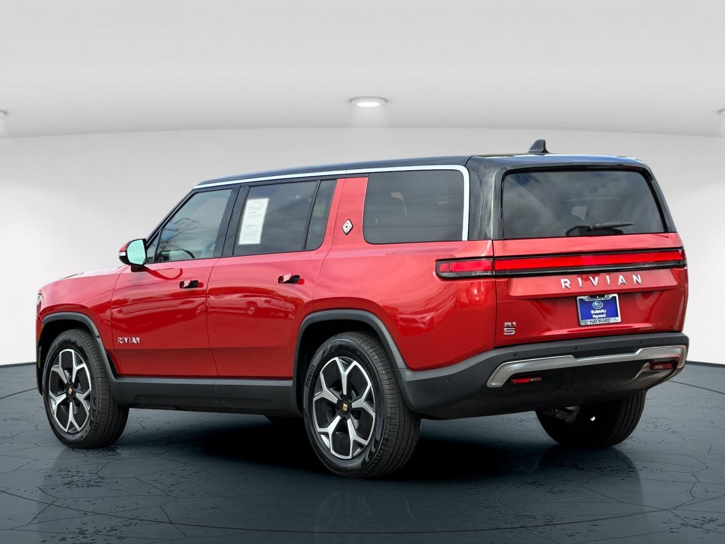 Used 2023 Red Canyon Rivian Adventure 4D Sport Utility image 4