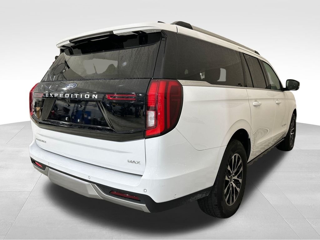 Used 2025 White Ford Platinum image 5