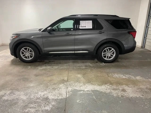 Used 2025  Ford Active image 5