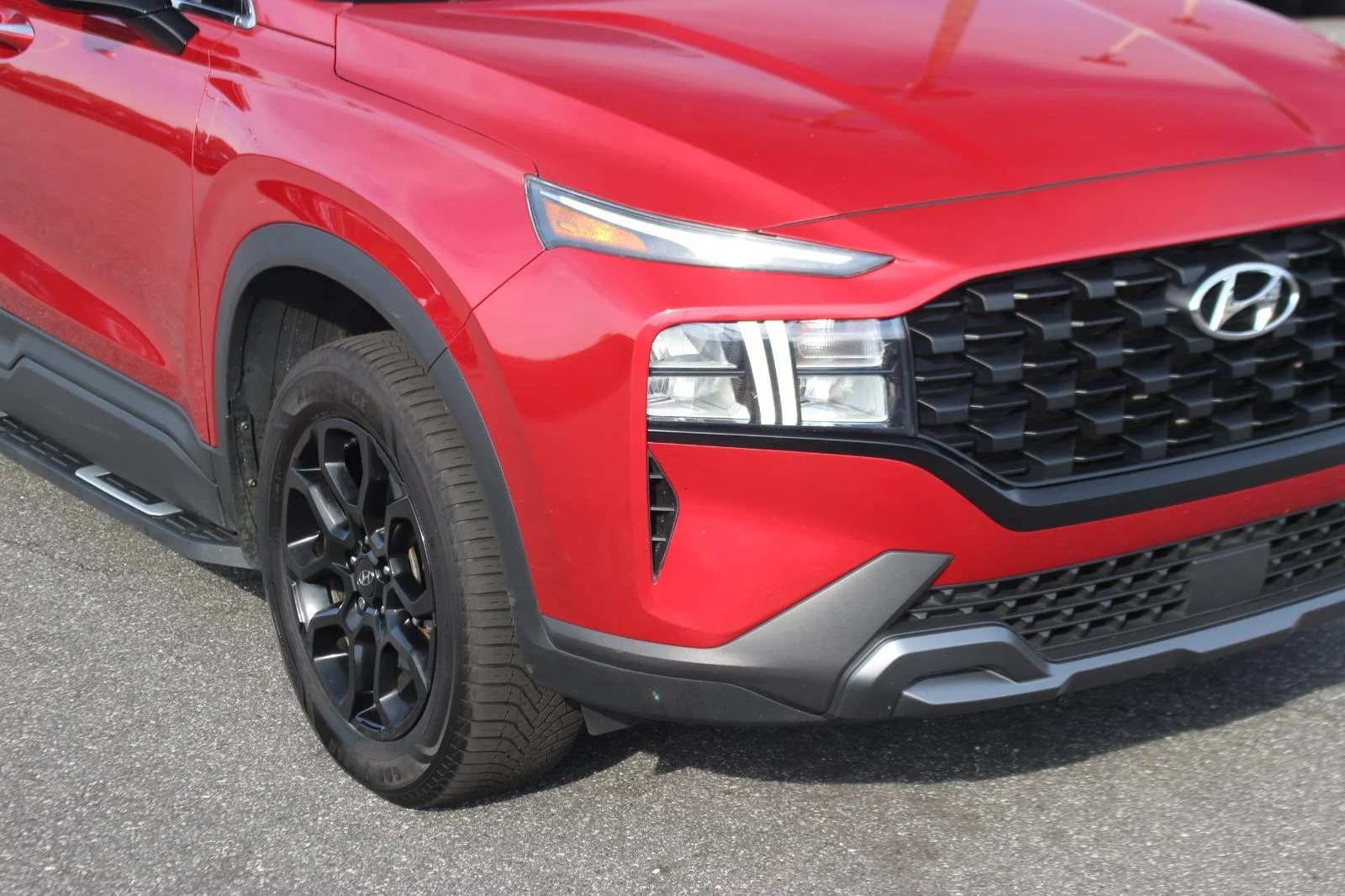Used 2022 Red Hyundai XRT image 9
