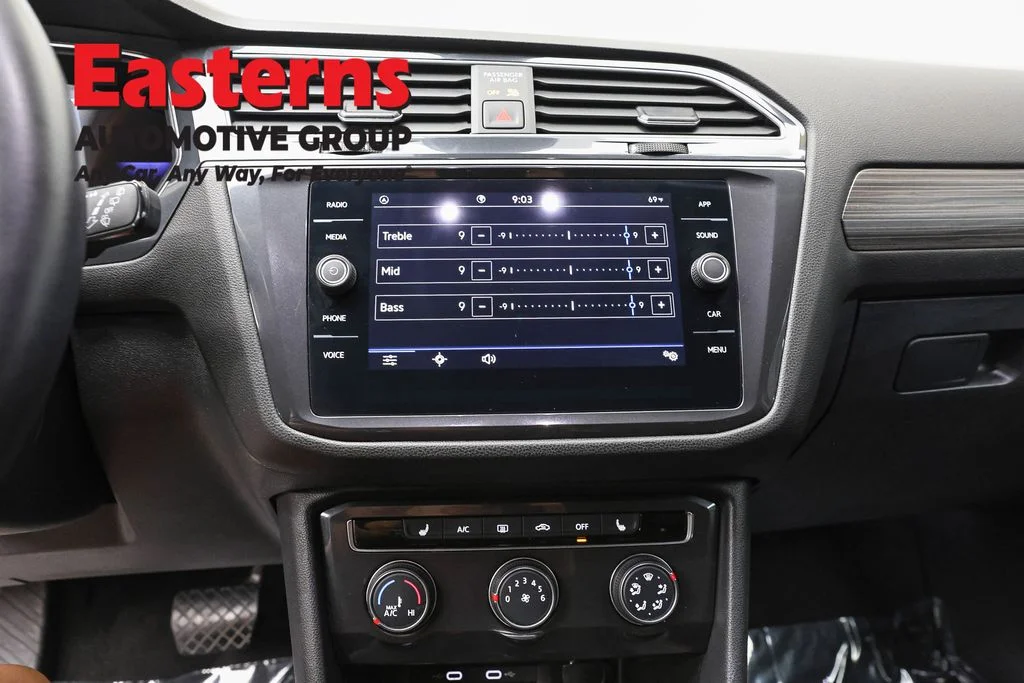 Used 2024 Gray Volkswagen 2.0T Wolfsburg Edition image 12