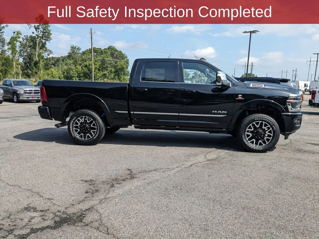 New 2025 Diamond Black Crystal Pearl-Coat Exterior Paint RAM Limited image 5