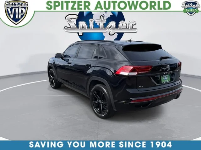 Used 2023 Black Volkswagen 2.0T SEL R-Line image 7