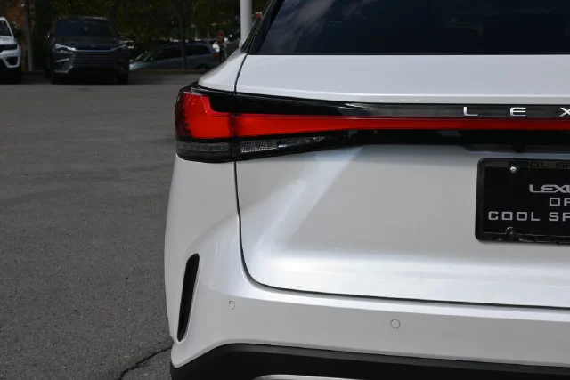 Certified Used 2025 EMINENT WHITE PEARL Lexus 350 Premium image 5