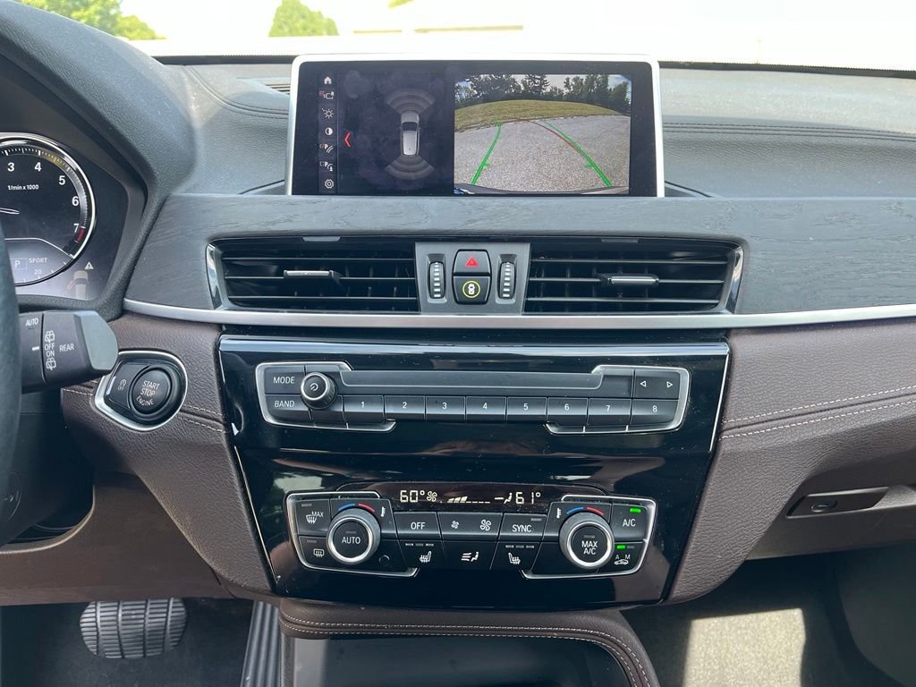 Used 2020 Beige BMW xDrive28i image 36