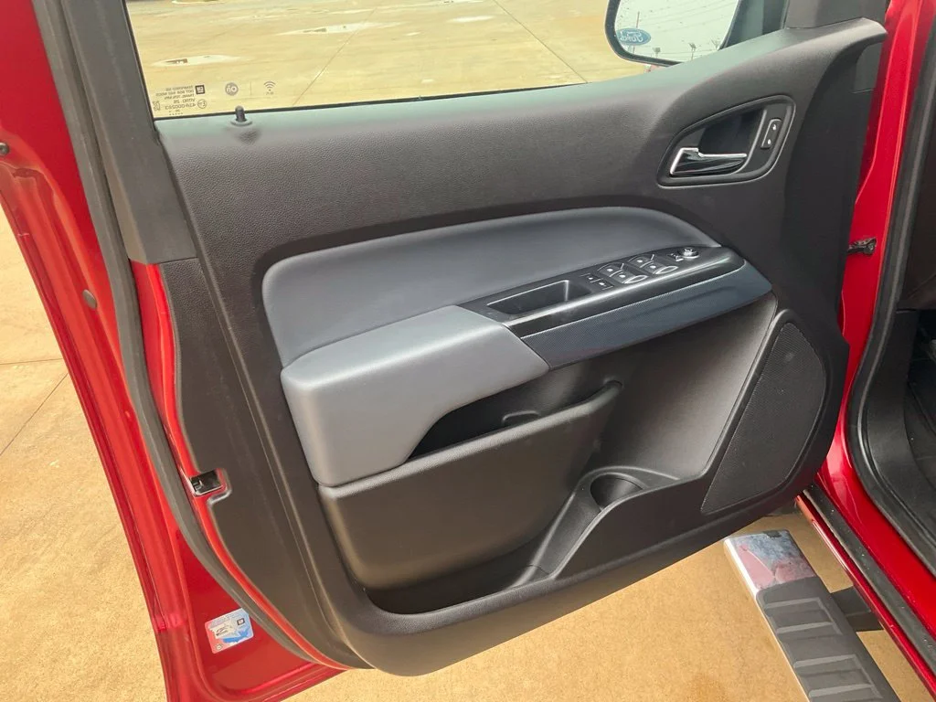 Used 2021 CHERRY RED TINTCOAT Chevrolet 4WD Z71 image 39