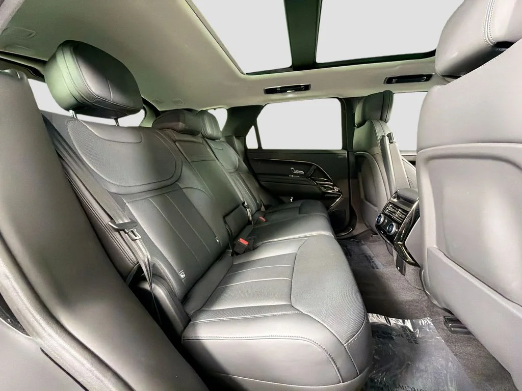 Used 2023 Black Land Rover SE image 29