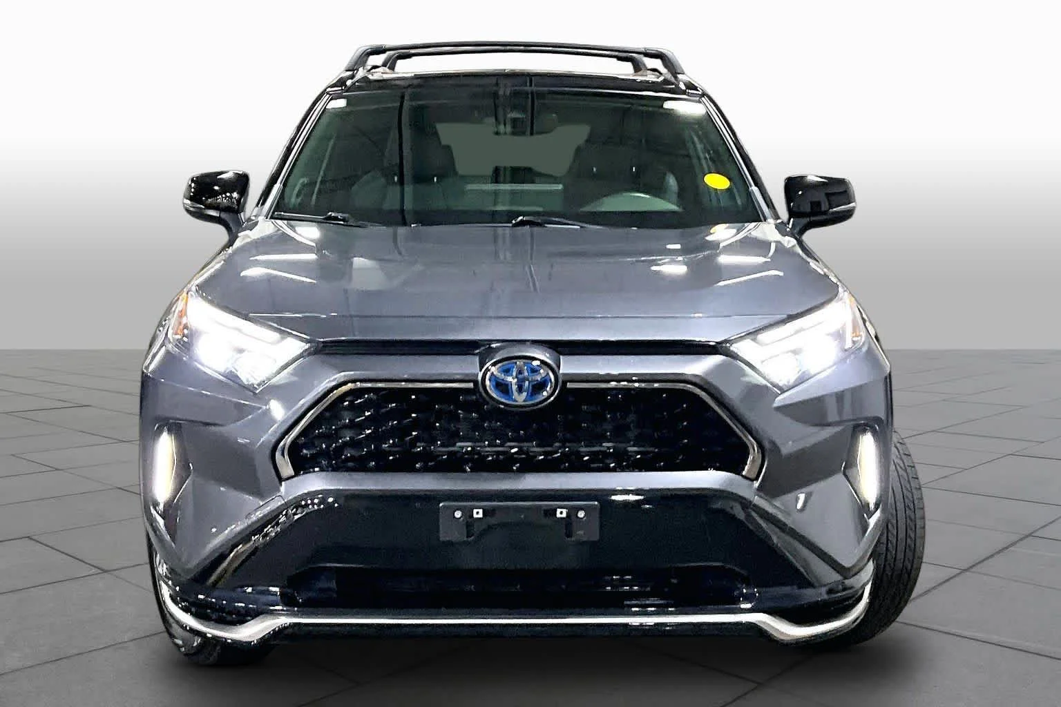 Certified Used 2024 Magnetic Gray Metallic/Midnight Black Metallic Toyota XSE image 4