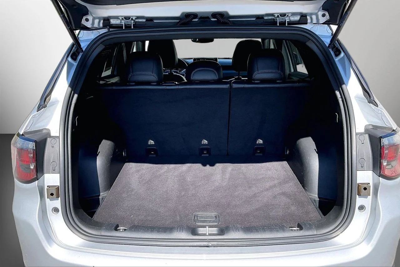 Certified Used 2024 Silver Jeep Trailhawk image 24