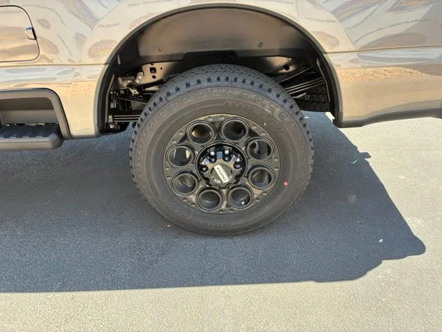New 2026 Carbonized Gray Metallic Ford Lariat image 17