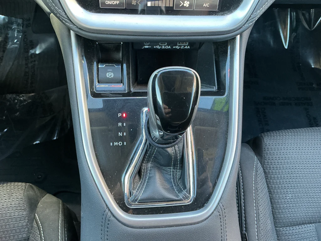Used 2024 Brilliant Bronze Metallic Subaru Premium image 17