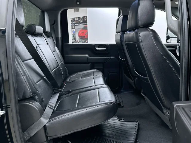 Used 2021 Black Chevrolet Custom image 17