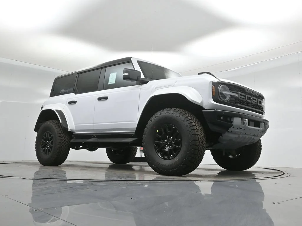 New 2026 Oxford White Ford Raptor image 3