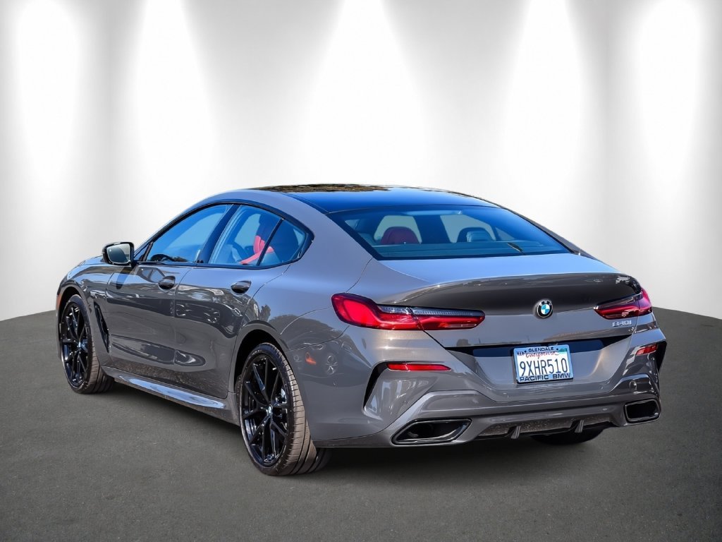 2026 BMW 8 Series photo 4