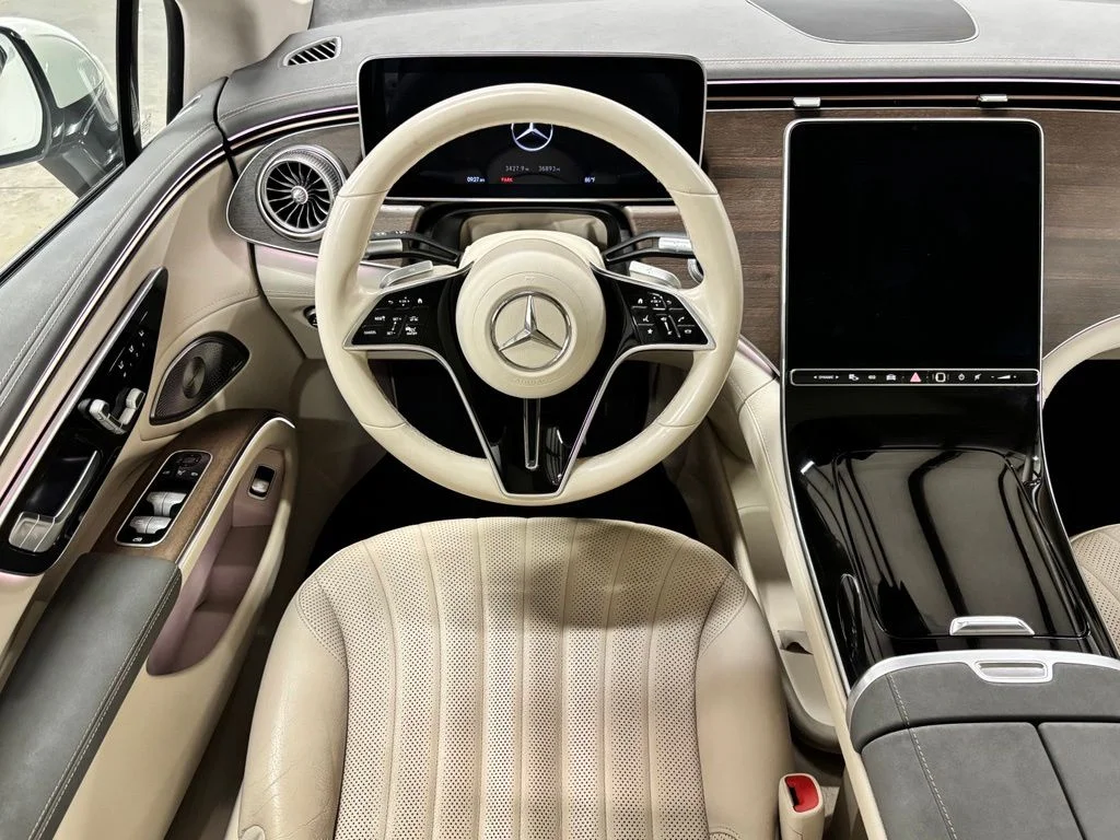 Used 2023 White Mercedes-Benz 450 image 12