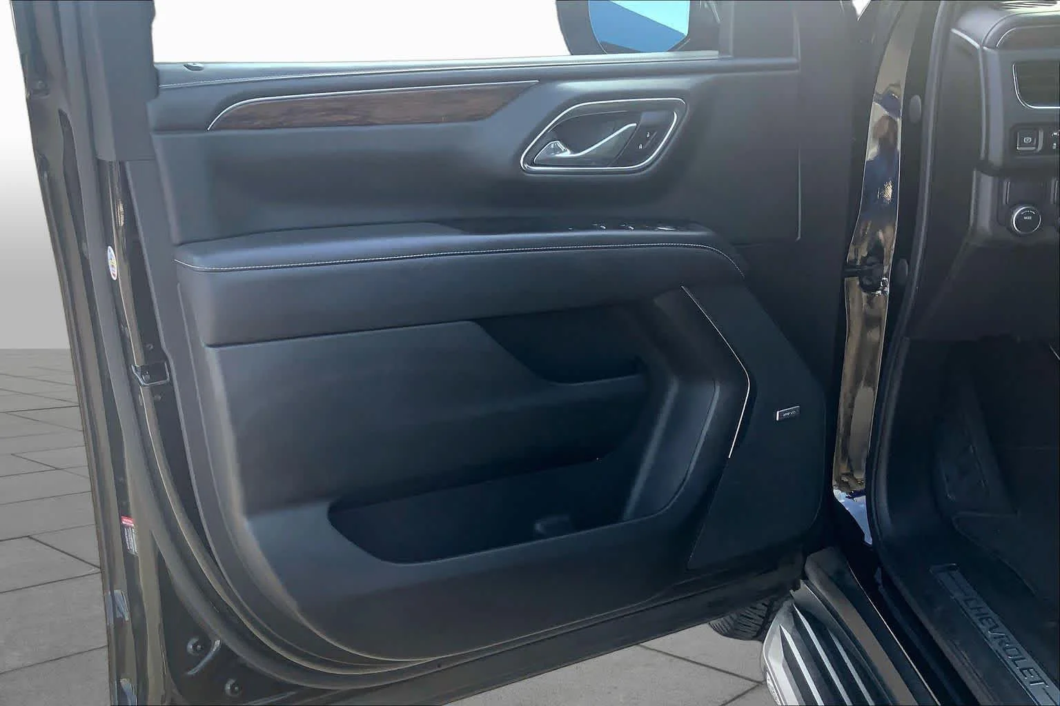 Used 2021 Black Chevrolet Premier image 22