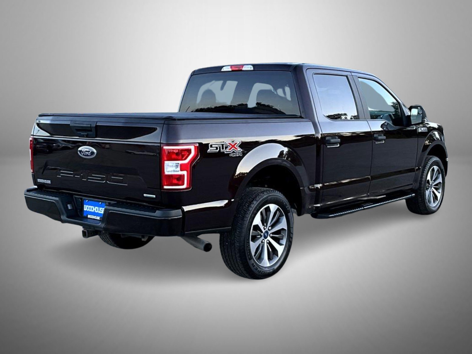 Used 2019 Red Ford XL image 5
