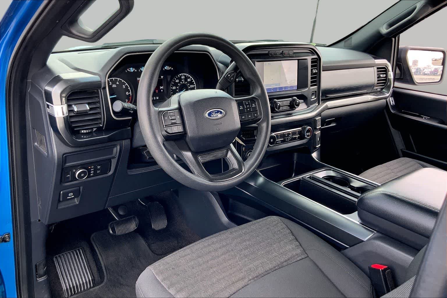 Used 2021 Velocity Blue Ford XL image 17