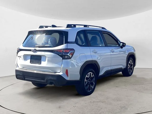 Used 2025 Crystal White Pearl Subaru Base image 5