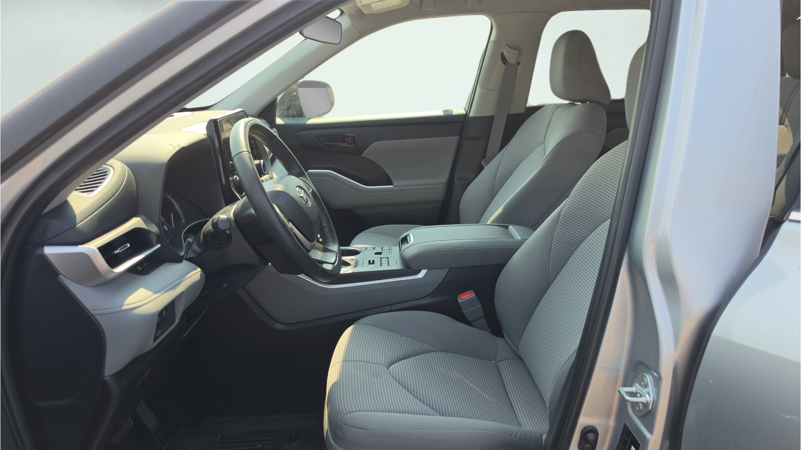 Used 2023 Celestial Silver Metallic Toyota LE image 19