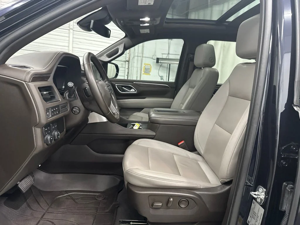Used 2023 Blue Chevrolet Z71 image 21