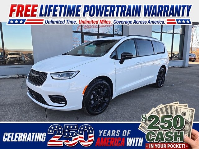 2026 Chrysler Pacifica Select