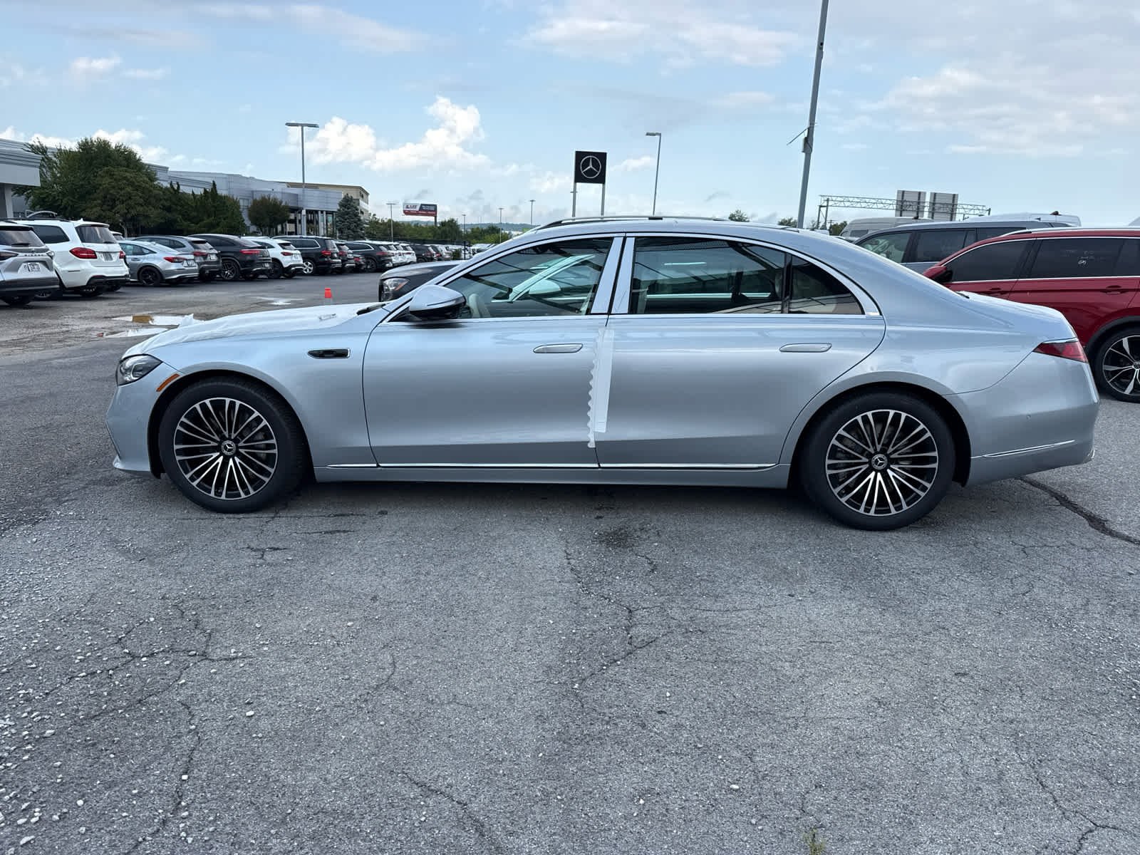 New 2027 Cirrus Silver Metallic Mercedes-Benz S 580 image 2