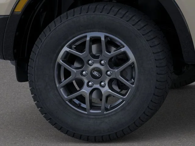 New 2025 Beige Ford XLT image 19
