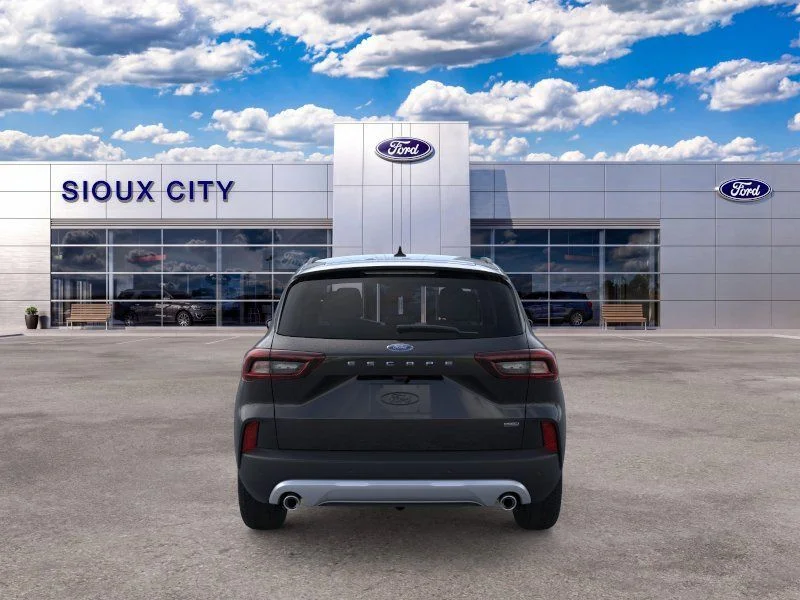 New 2025 Agate Black Metallic Ford Plug-in Hybrid image 5