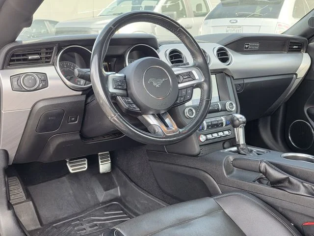 Used 2020 Magnetic Ford GT Premium image 8