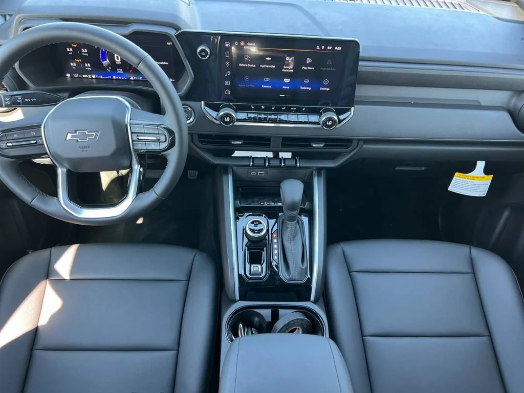 Used 2025 Summit White Chevrolet Trail Boss image 12