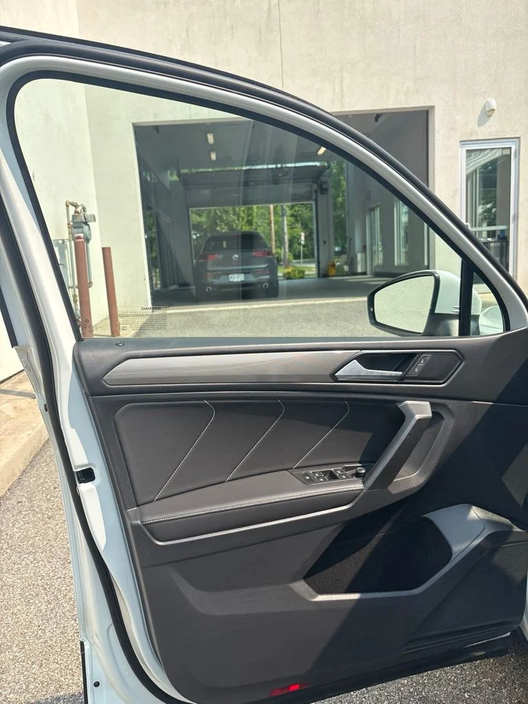Used 2022  Volkswagen 2.0T SE image 13