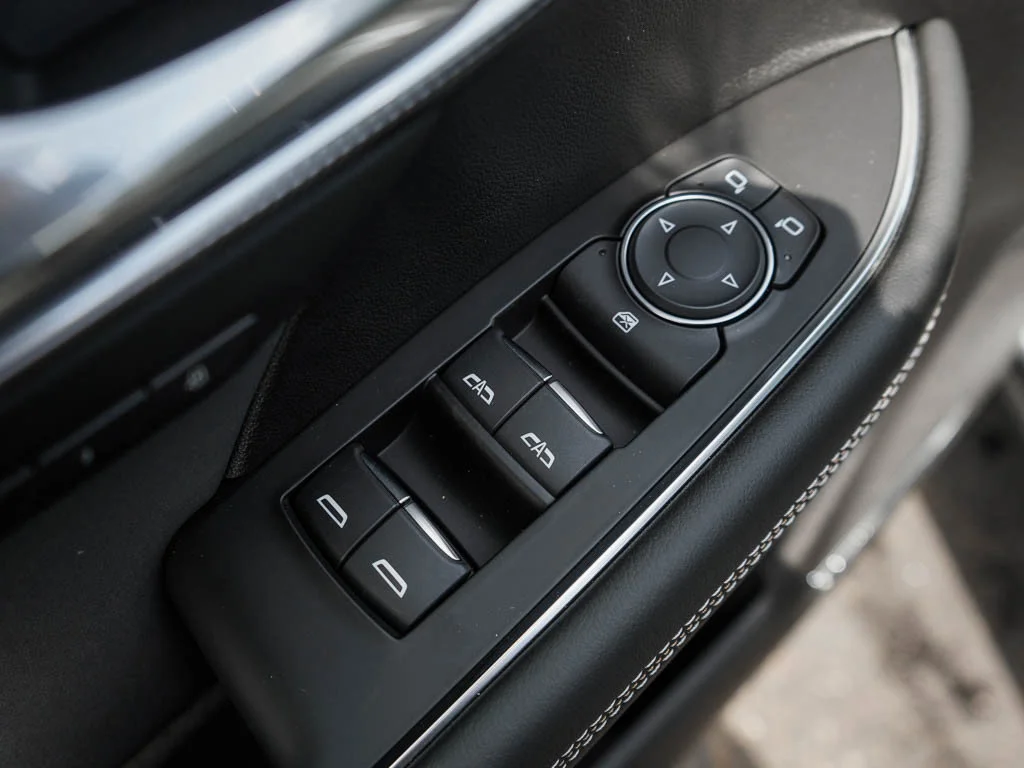 2026 Buick Envision Sport Touring - Photo 17