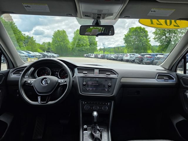 Used 2021 Pure White Volkswagen 2.0T SE image 18