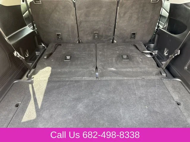 Used 2023 White Ford Limited image 12
