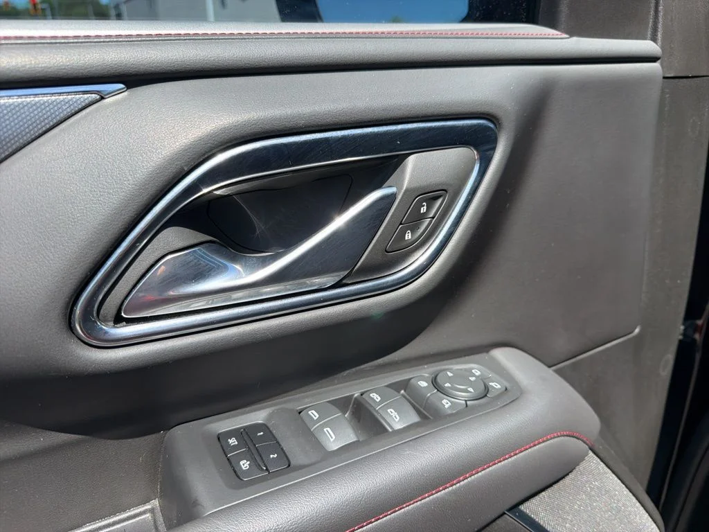 Used 2023 Black Chevrolet RST image 13
